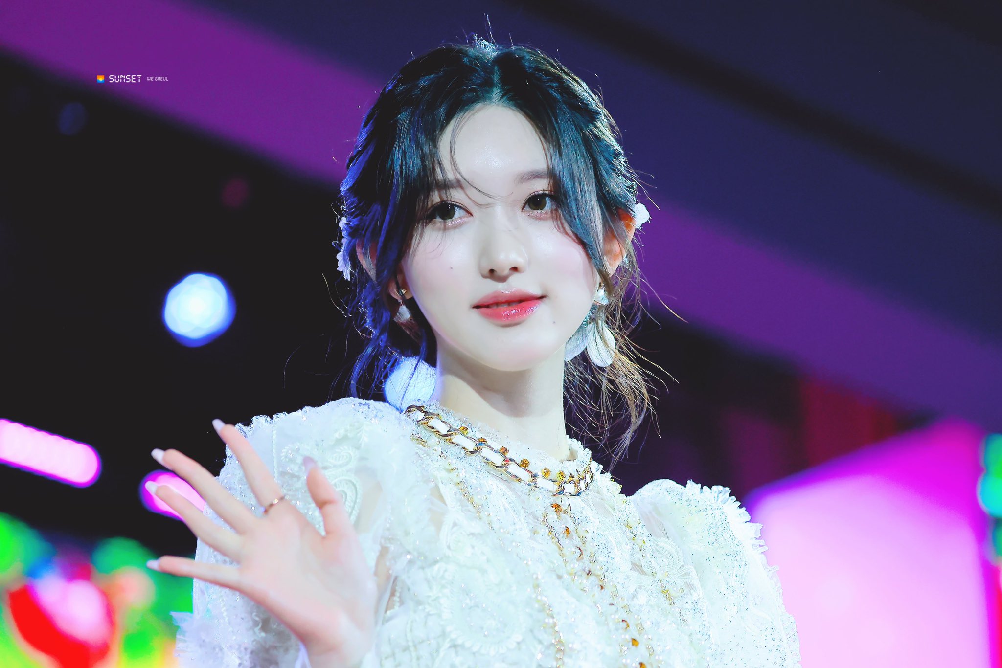 [잡담] 아이브 코디 바뀌고 가을이 너무 이쁨 | 인스티즈