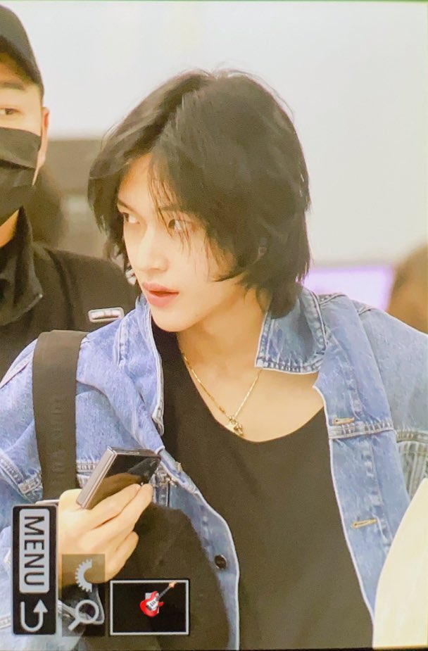 [잡담] 원빈이 오늘 공항같은데 이거 계정아는사람 알려주세요.. | 인스티즈