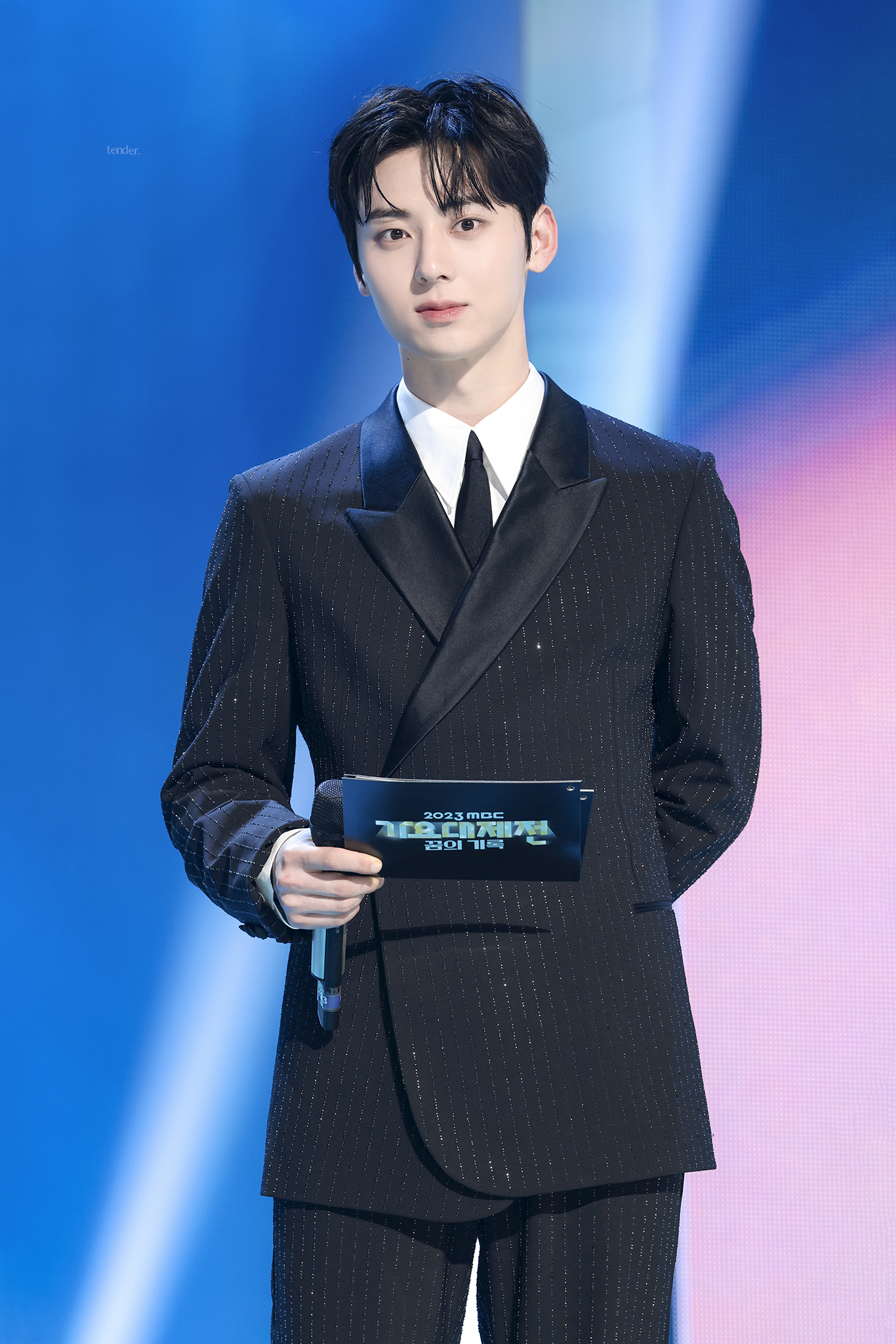 [잡담] 황민현 고화질 뜨는거 다 맘에 들어 | 인스티즈