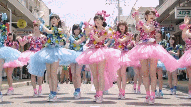 요새 오타쿠 컨셉 아이돌들 많아졌는데 일본의 그 찐?은 따라갈수가 없는거같음....gif | 인스티즈