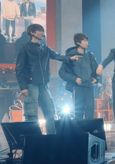 [잡담] 와 성찬이랑 소희 완전 형아랑 동생이야 제발 | 인스티즈