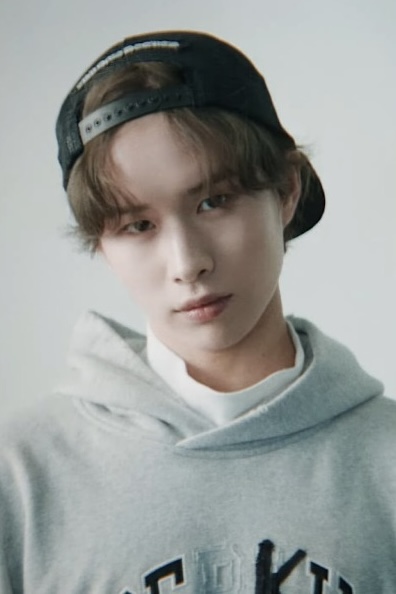 [잡담] 투어스 경민 헤어 트레일러가 훠어어어어ㅓㅇㄹ씬 나아 | 인스티즈