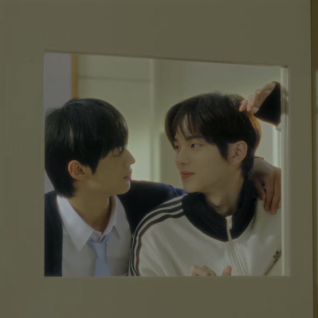 [잡담] 투어스 도훈이랑 신유 진짜 너무 조은데 | 인스티즈