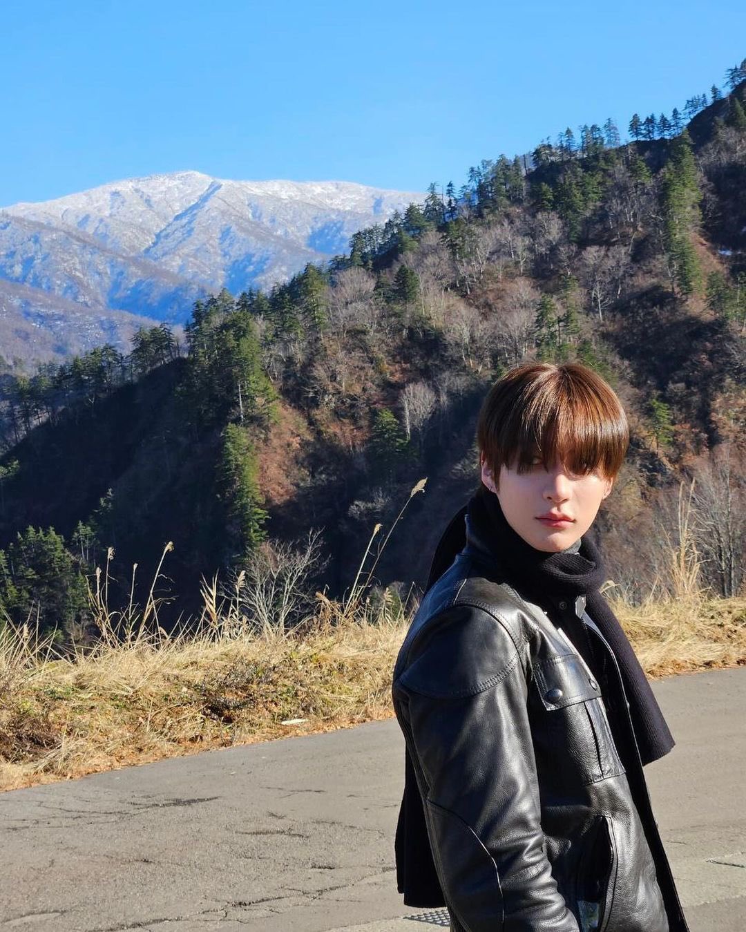 [잡담] 앤톤 이 옷 맞지? | 인스티즈