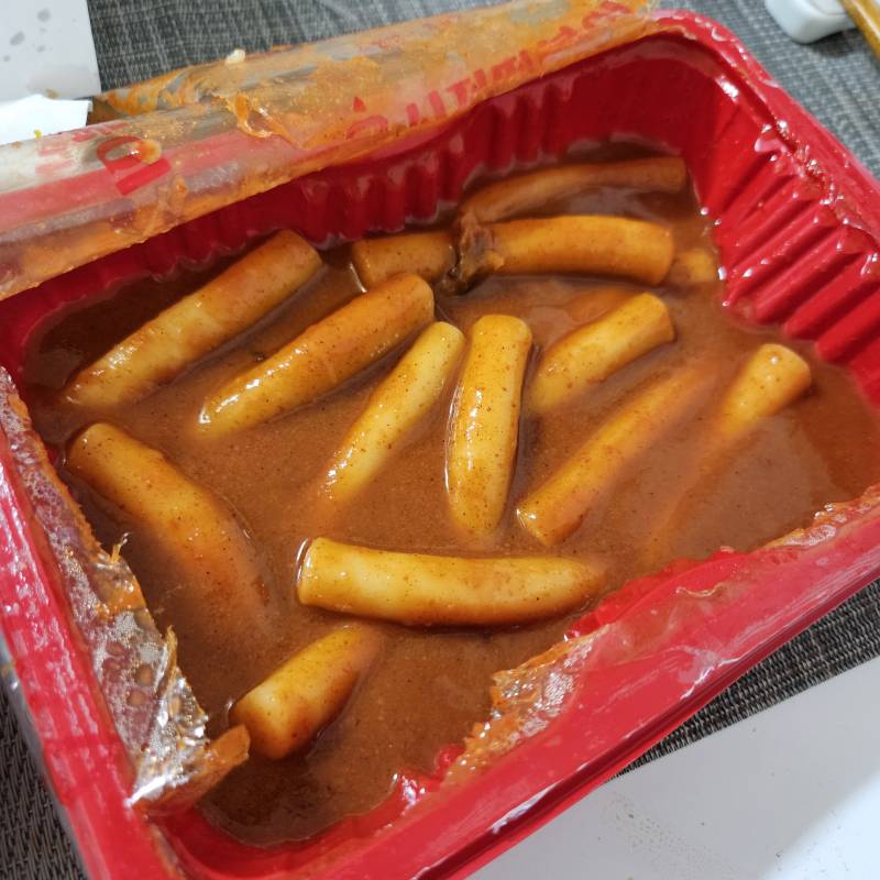 [잡담] 신전떡볶이 떡 다섯 개 먹었는데 물려.. - 인스티즈(instiz) 일상 카테고리