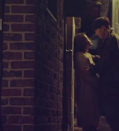 [잡담] 근데 아이유는 뮤비에 실제로 키스신이 있던 적이 있다 tmi | 인스티즈