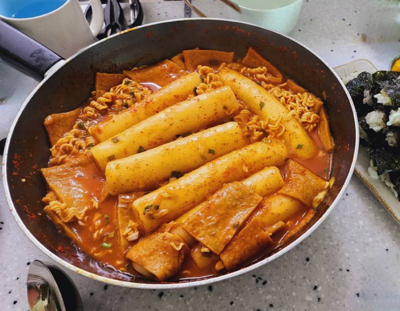 [잡담] 언니가 오늘 가래떡 떡볶이 해줬는데 - 인스티즈(instiz) 일상 카테고리