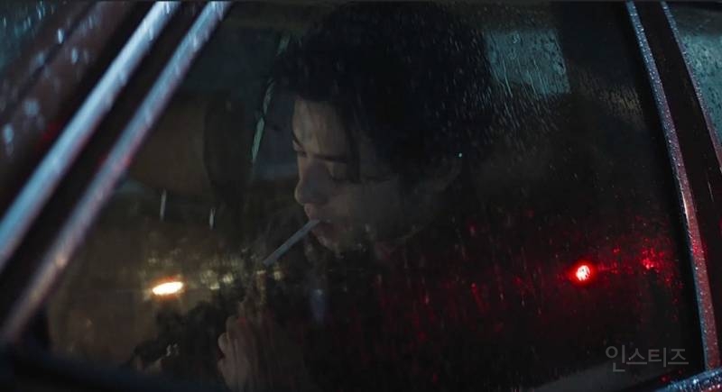 볼 때마다 놀라운 차은우 담배 물고 있는 얼굴.jpg | 인스티즈