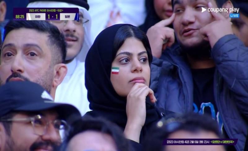 오늘 이란 vs 일본 경기에서 카메라 황급히 돌아간 장면.jpg | 인스티즈