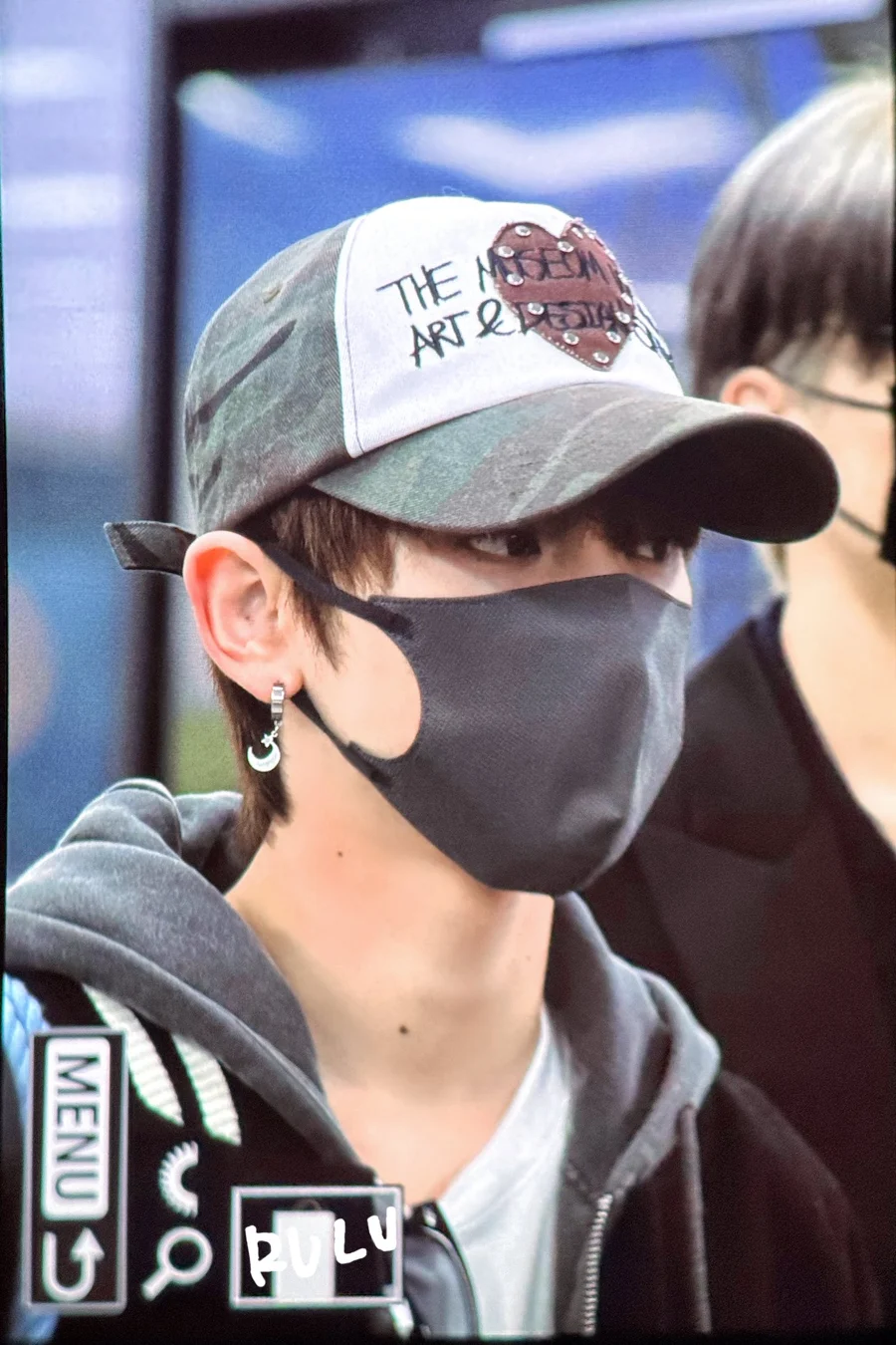 오늘은 글감이 떠오르지 않아 괜히 어렵게 말만 늘여 놓네 | 인스티즈