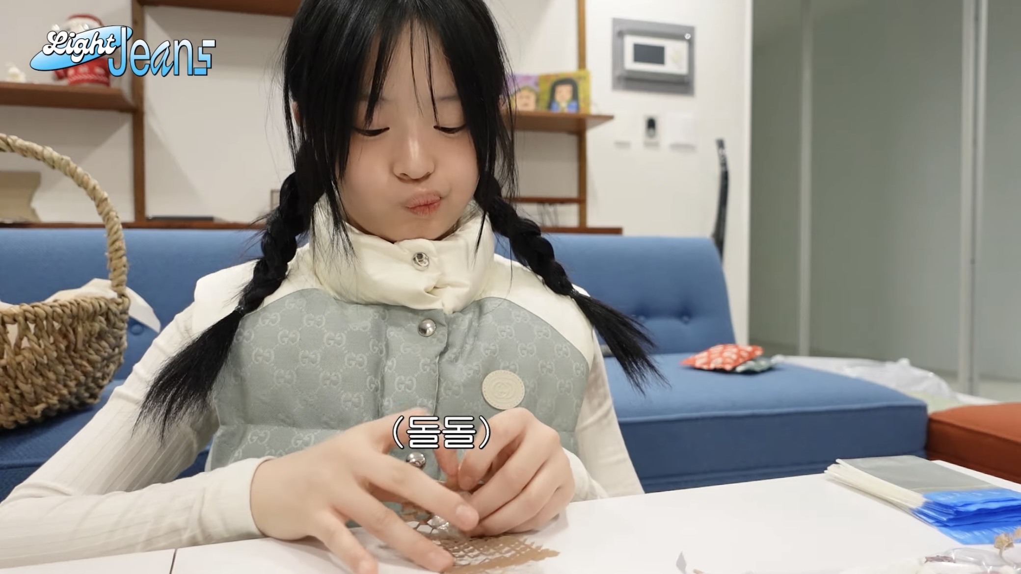 [잡담] 뉴진스 팬들 준다고 마그넷 만드는 과정 다들 봤니 | 인스티즈