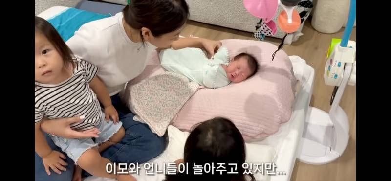 [잡담] 해쭈네..개귀여워서 미쳐 카야가 baby주하 안고있움 | 인스티즈