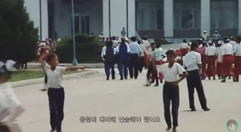 서커스에 가까운 북한 아이들 공연연습하는 모습 | 인스티즈