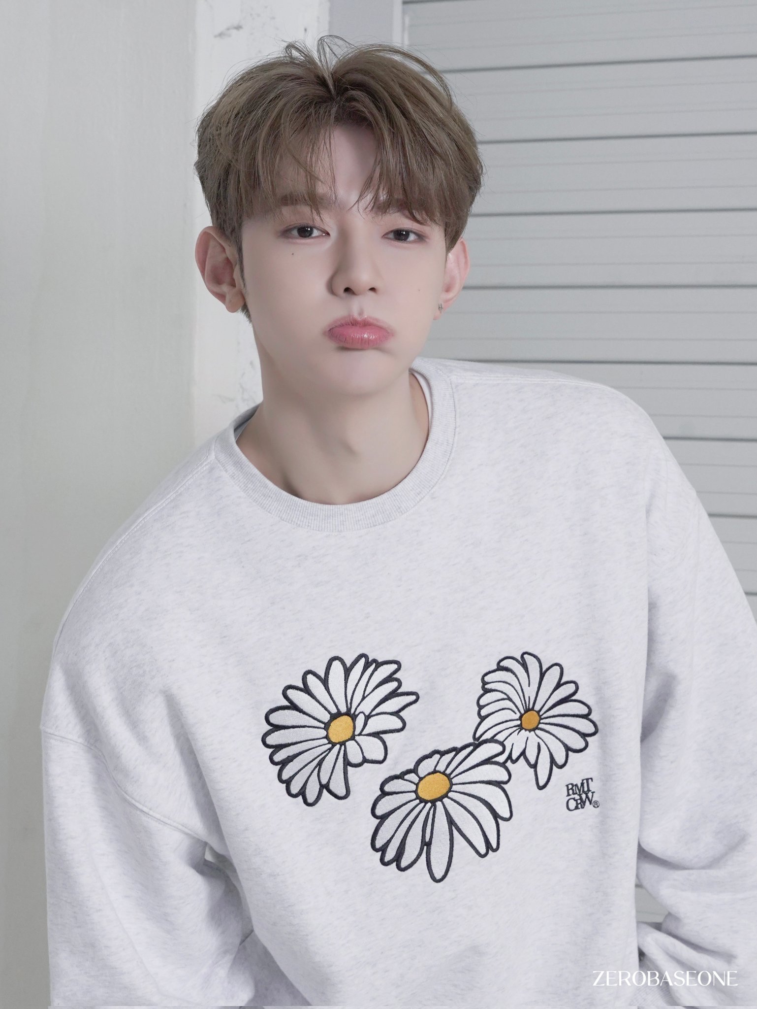 [잡담] 장하오 진짜 분위기 확확 바뀌는거 개좋다... | 인스티즈