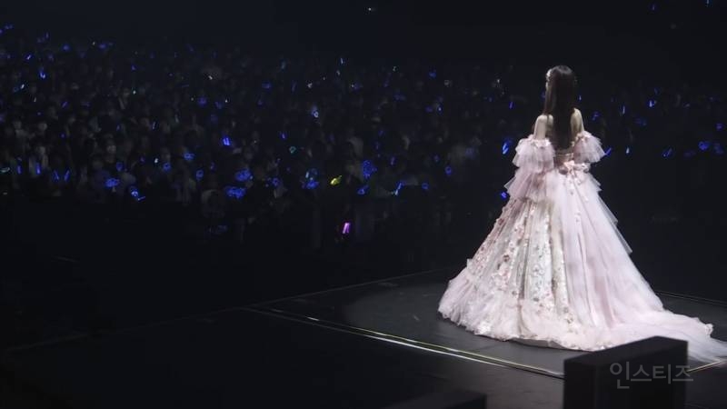 AKB48 3기생 카시와기 유키 졸업 드레스 | 인스티즈