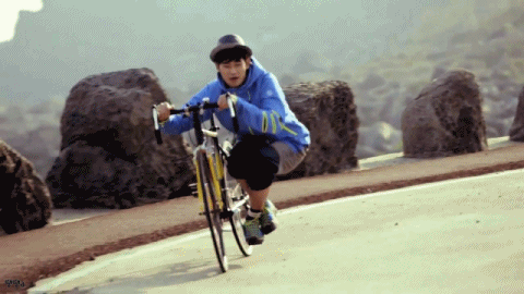 [잡담] 김수현 자전거 타는거 보고갈사람ㅋㅋㅋ ㅋ ㅋㅋ ㅋ | 인스티즈