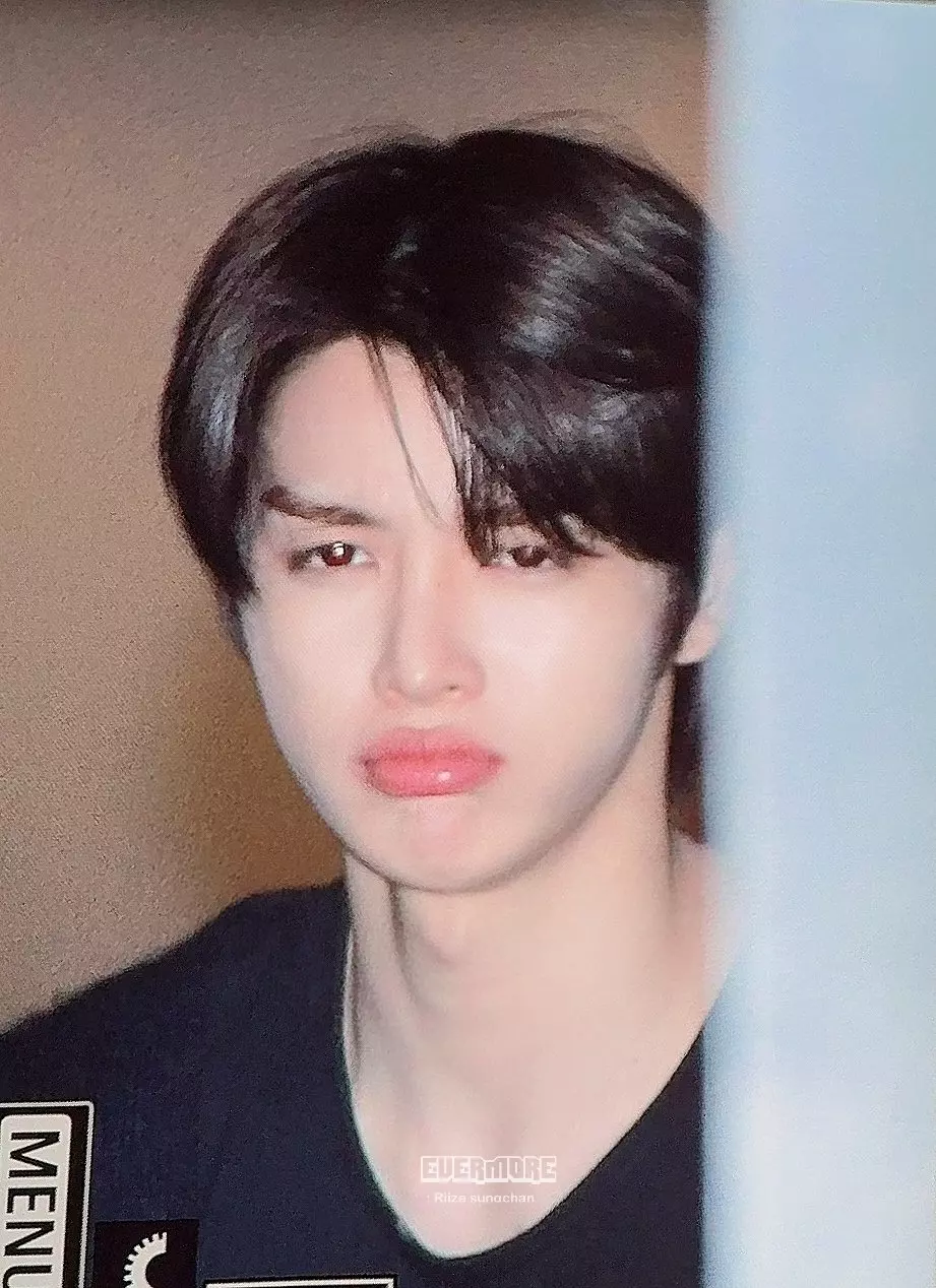 DAY 19 바쁘게 걷고 있는데 다섯 살 정도 되어 보이는 애기가 울면서 엄마 찾아 달라고 할 때 | 인스티즈