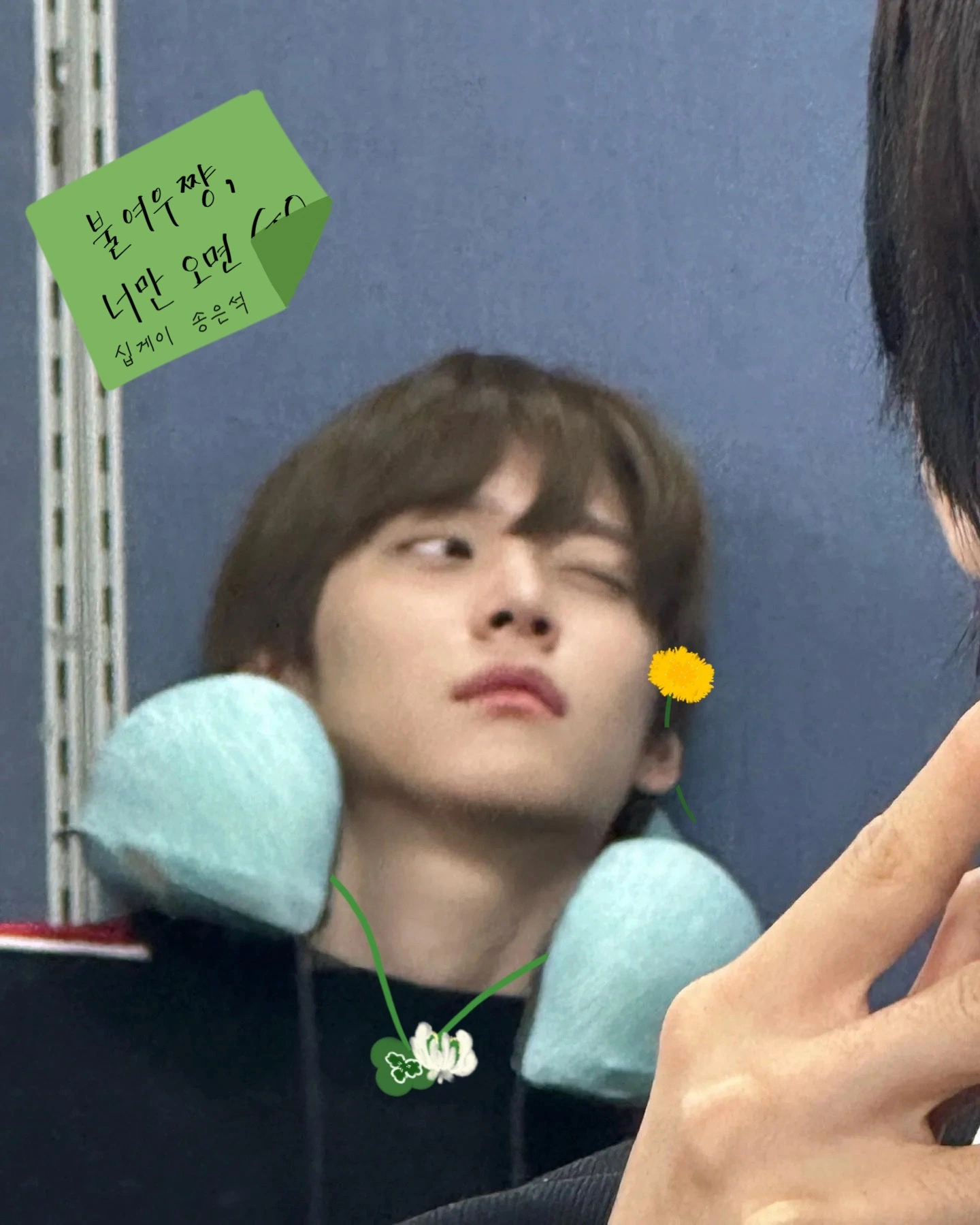 사랑할 수 있는 만큼보다 더 많이 사랑하기로 우리 약속했었지 아직도 언제 미련 없이 놓아 줘야 하는지 그게 제일 어려워 | 인스티즈