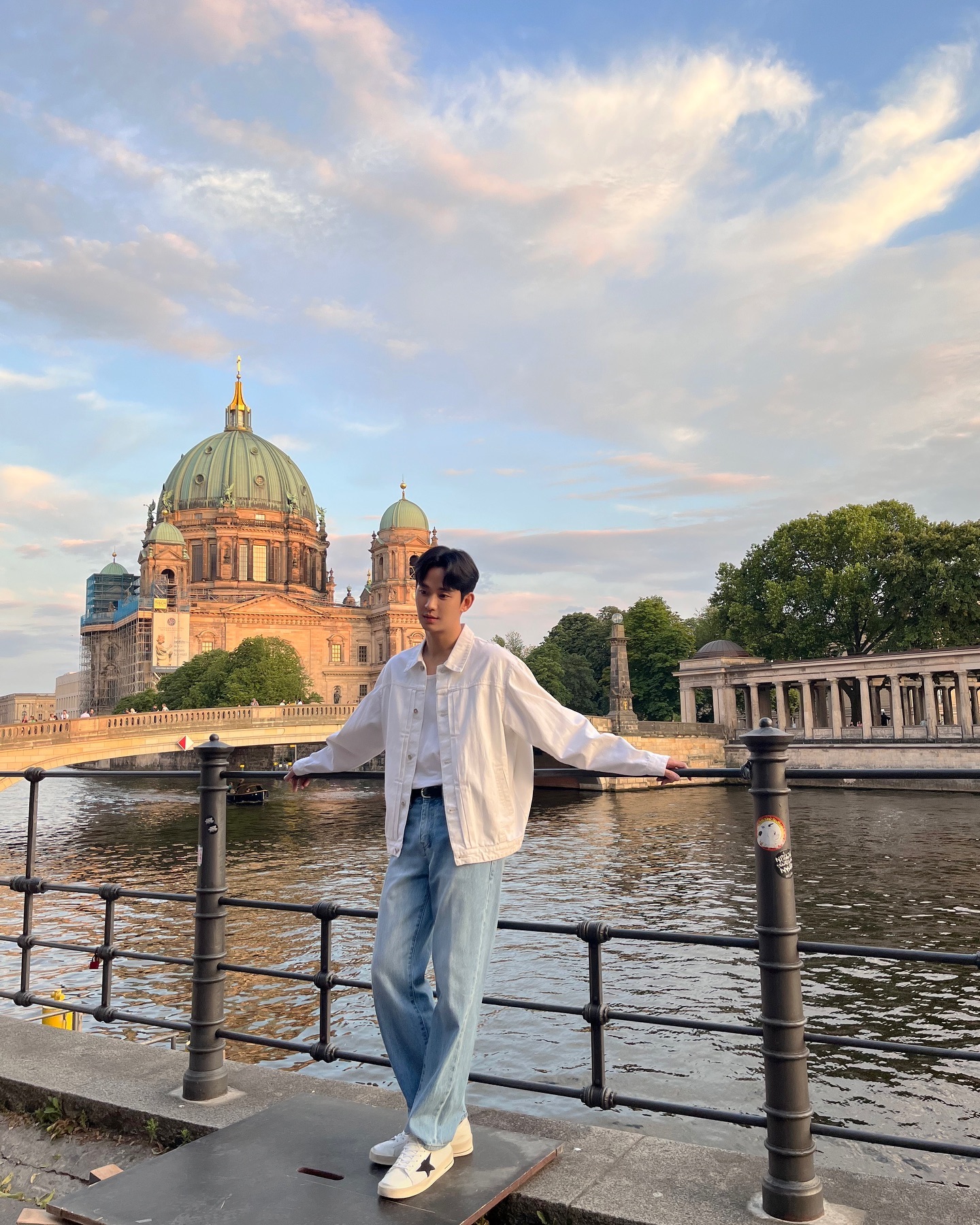 [잡담] 나 김수현이랑 독일 여행 중임 | 인스티즈