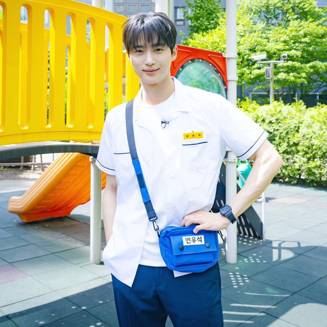 [잡담] 변우석 캐주얼 &gt; 수트인 거 도라방스 | 인스티즈