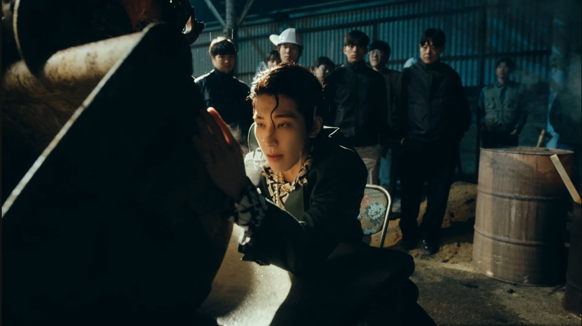 [잡담] 세븐틴 힙합팀 뮤비 진짜 영화 같다 캡처한거 걍 스틸컷 같음ㅋㅋㅋㅋㅋ | 인스티즈