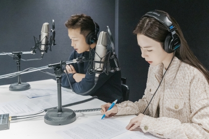 [정보/소식] 박시은♥진태현, 장애 인식 개선 오디오북에 목소리 기부 [공식] | 인스티즈