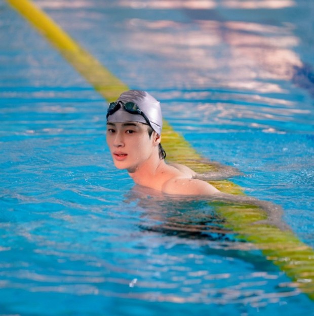 [잡담] 자감고 일반인훈남 수영선수라는데 정보아는사람있3? | 인스티즈