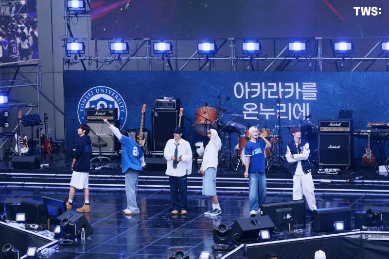첫 대학 축제 무대한 올해 데뷔 아이돌 모음 | 인스티즈