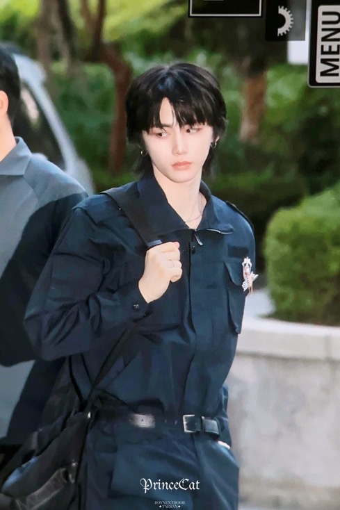 [잡담] 태산 테크웨어 미친다 - 인스티즈(instiz) 연예 카테고리