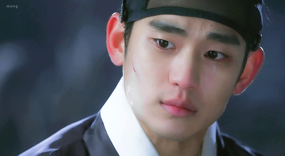 [잡담] 김수현 한쪽 눈물 또르륵 타고 났나봐 | 인스티즈