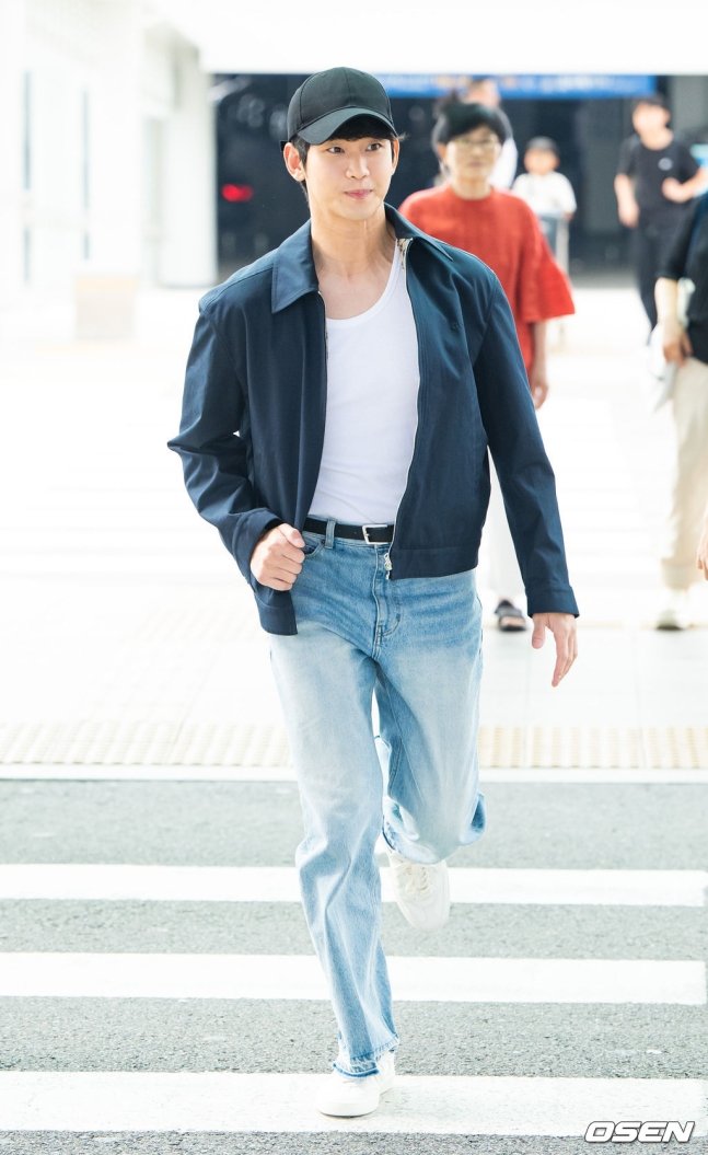 [잡담] 오늘 김수현 개예뿜🫶 | 인스티즈