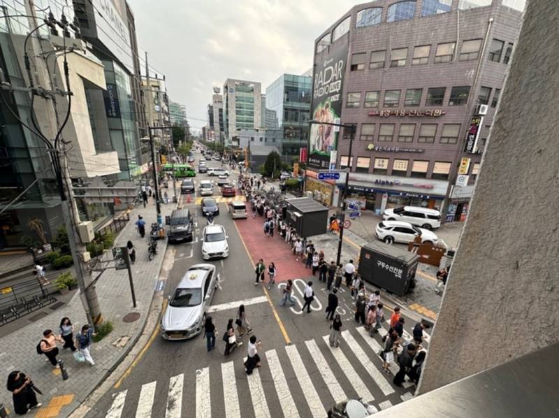 현재 지방러들이 충격받는다는 서울 지하철 줄.JPG | 인스티즈