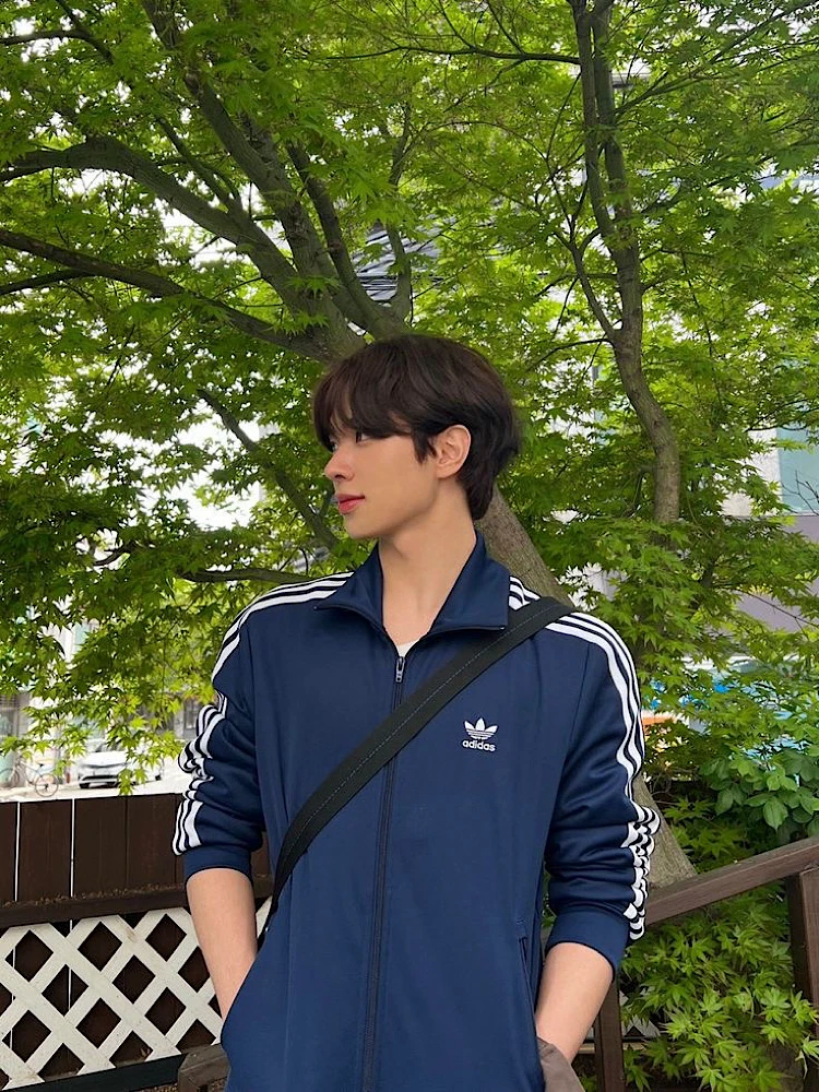 열 시 전에 오고 싶었는데 | 인스티즈