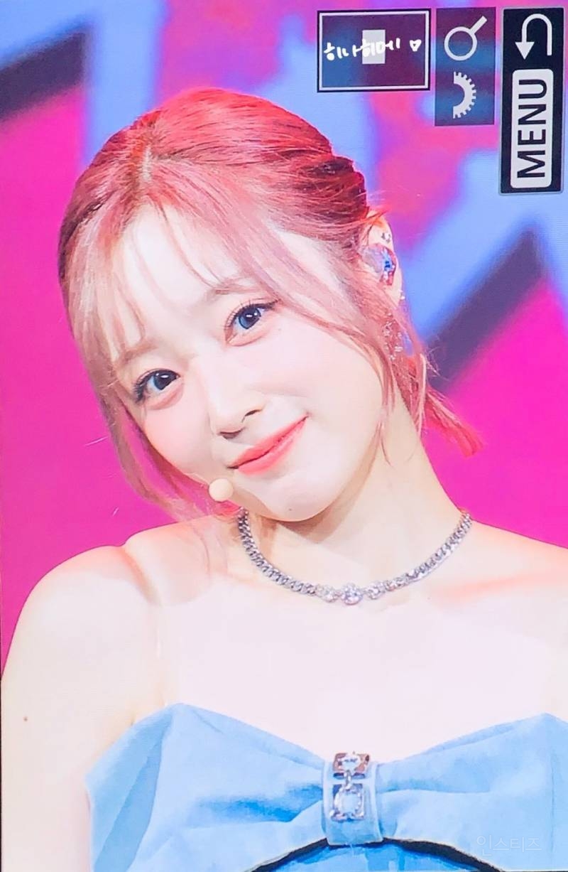 이번 컴백에서 미모 물 제대로 오른 토끼상 아이돌.jpg | 인스티즈