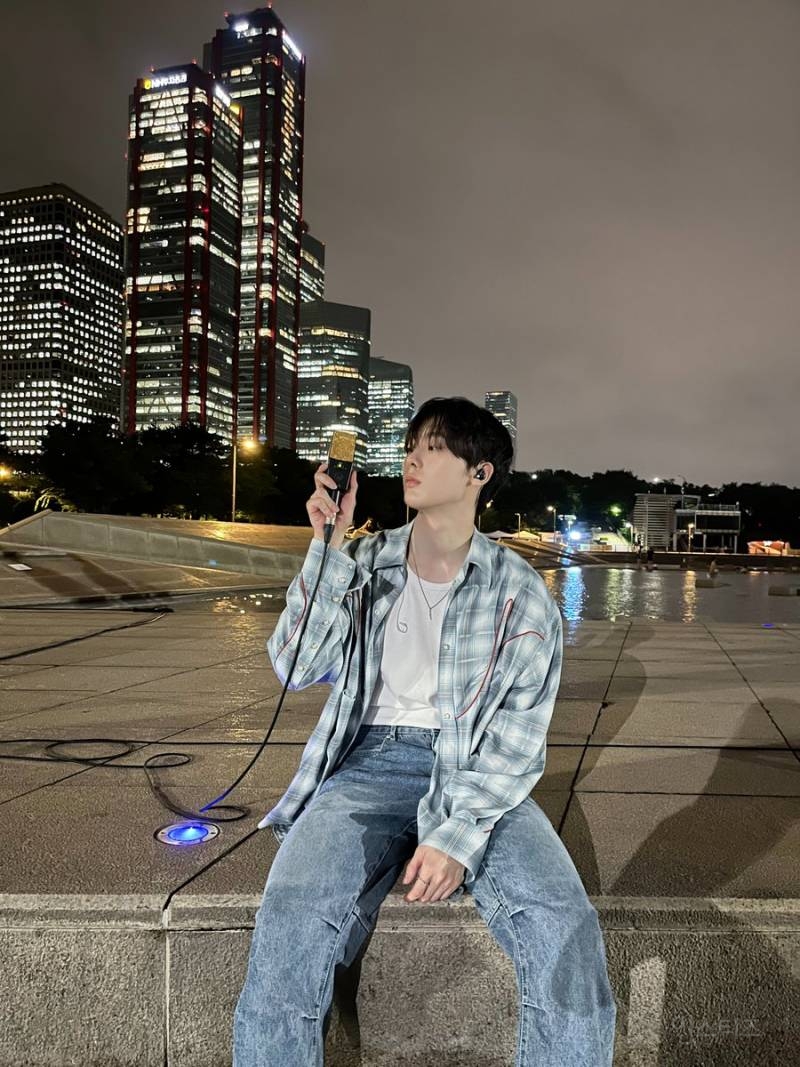 노래 제목 때문에 물에 들어간 아이돌.jpg | 인스티즈