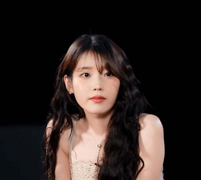 [잡담] 아이유 이 날 스타일링 찰떡이다 | 인스티즈