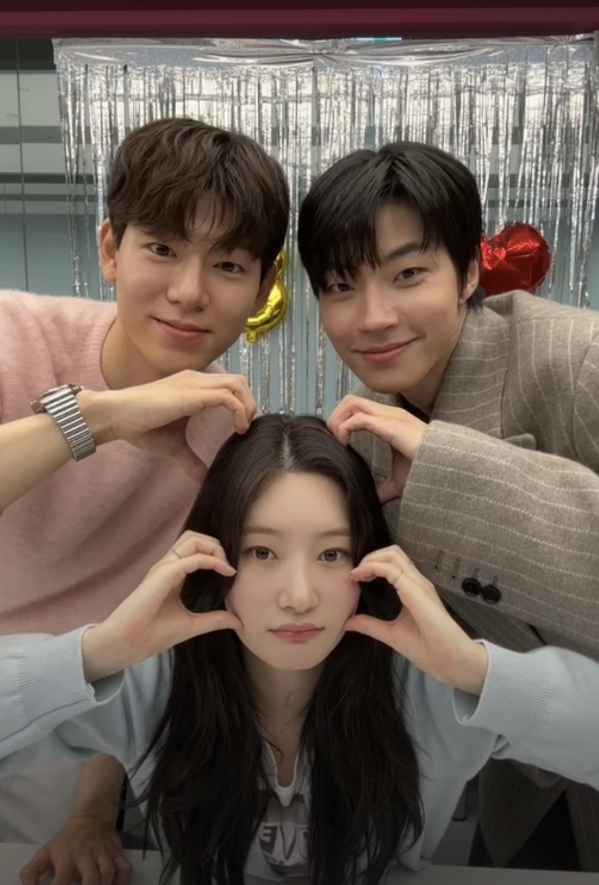 [잡담] 아니 내 조립식가족즈가 왜이리 친해...🥹🥹🥹 | 인스티즈