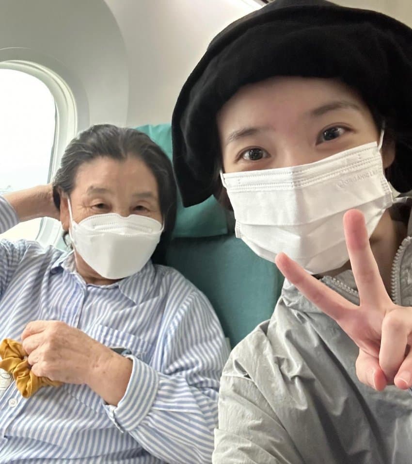 [잡담] 하 손녀가 아이유….무슨 기분일까 | 인스티즈