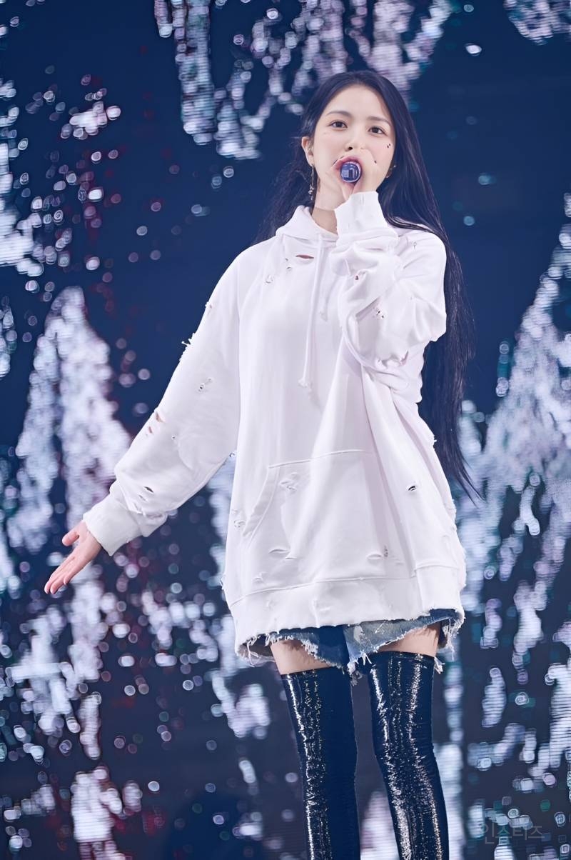 팬들 반응 터졌다는 이번 보아 콘서트 의상들 | 인스티즈