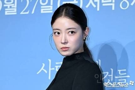 '28년 차' 두 얼굴의 이세영, 아직도 새롭다 | 인스티즈