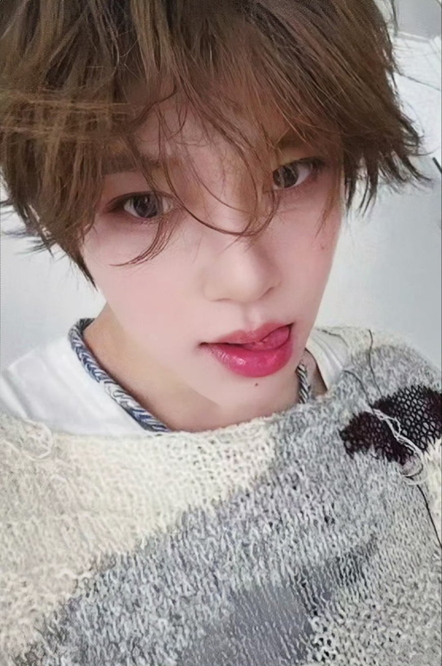 [잡담] 시온 이거 무슨 포카야? - 인스티즈(instiz) 연예 카테고리