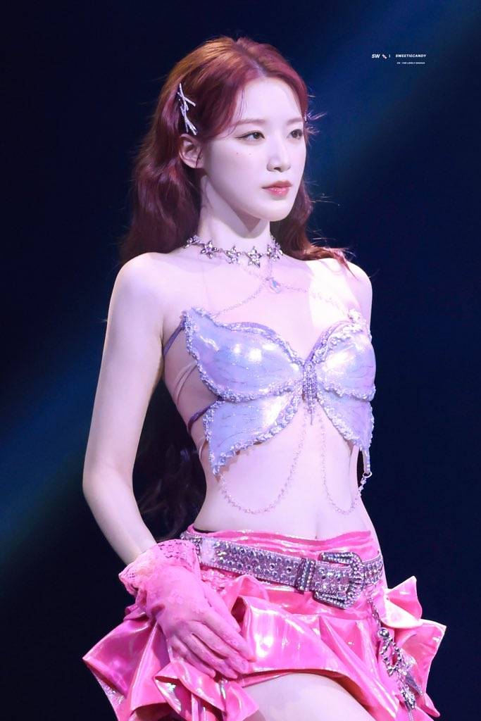 요정같다는 마카오콘 슈화 솔로무대 의상.jpg | 인스티즈