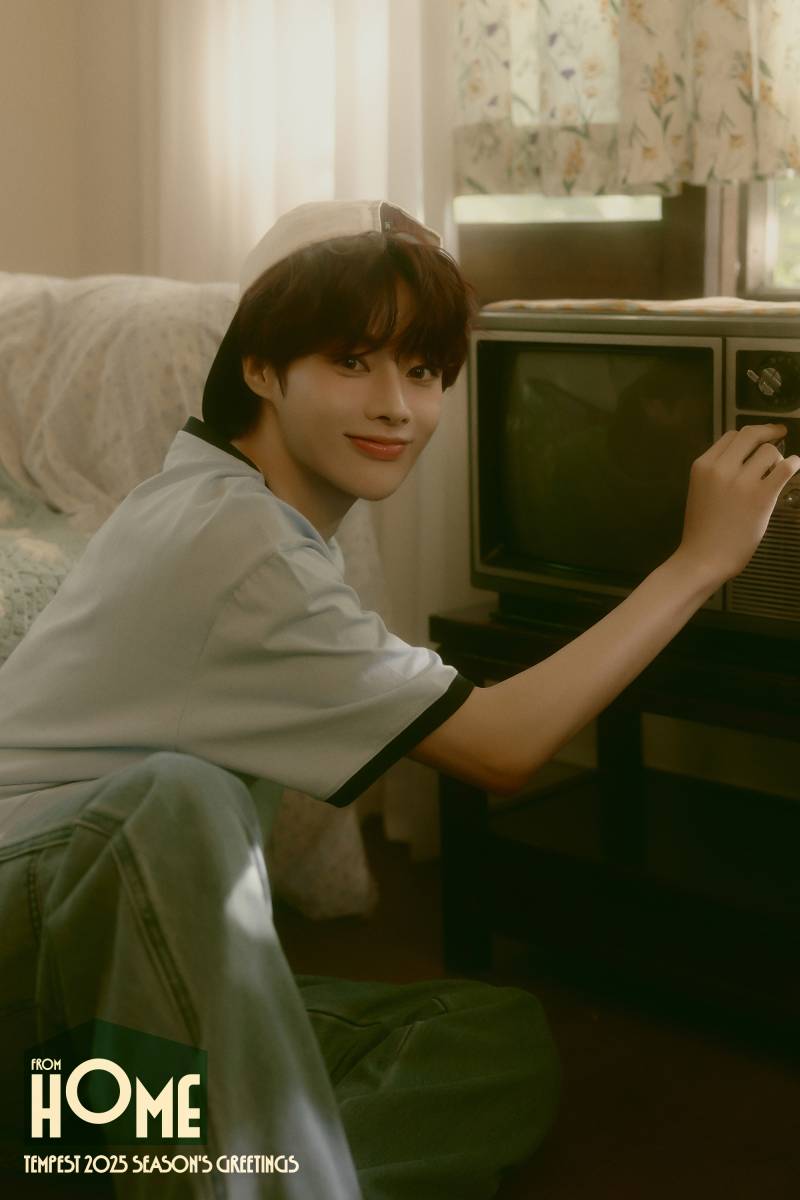 무리 안 하고 여름-겨울 컨셉으로 깔끔하게 찍은 템페스트 시즌그리팅 티저 | 인스티즈