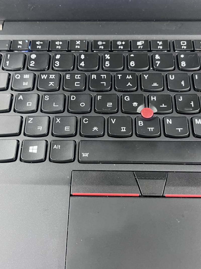 [잡담] 얘들아 이 키보드 F5 이런거 어케 눌러야해??? 제발 알려줄분 일을 못해 | 인스티즈