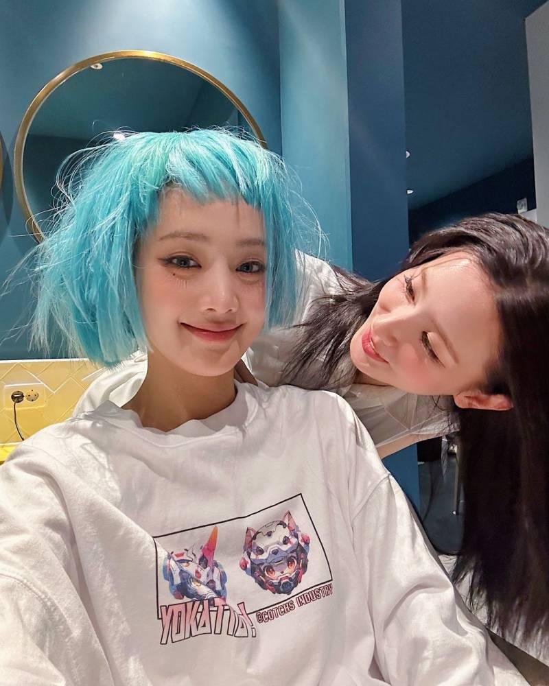 인스타에 민트 가발 짤 올려준 민니 ㅋㅋㅋㅋ.jpg | 인스티즈