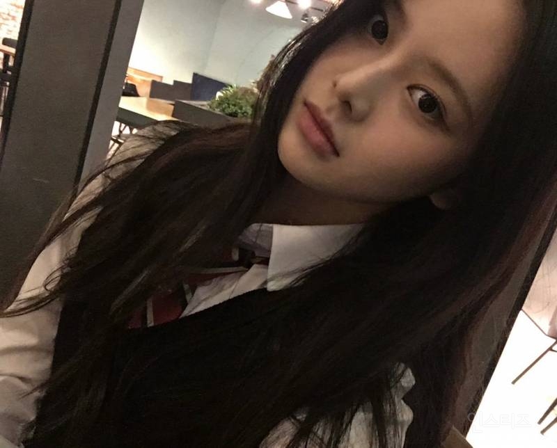 주기적으로 봐줘야하는 어느 걸그룹 멤버의 한림예고 졸업 사진 | 인스티즈
