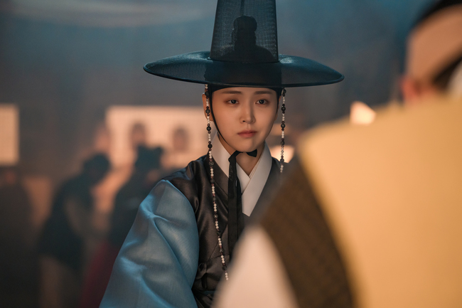 [정보/소식] 김지은, 남장 하니 꽃도령 자태…첫 사극에 남장여자까지 (체크인 한양) | 인스티즈