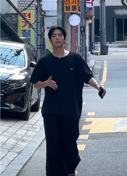 [잡담] 투어스 도훈 여름에 술약속 나온 재질 | 인스티즈