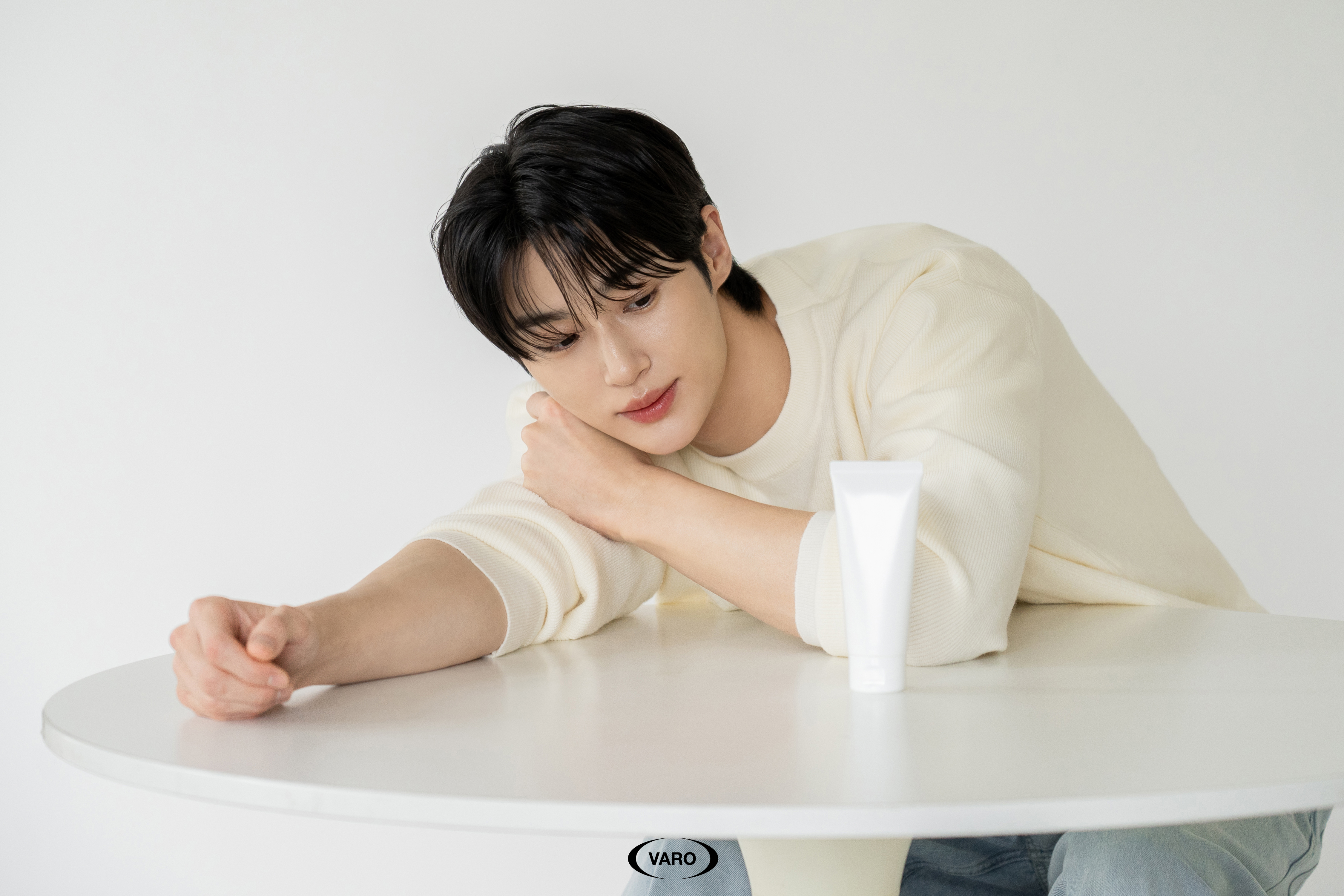 [잡담] 변우석 유시몰 비하인드 22장 :) | 인스티즈