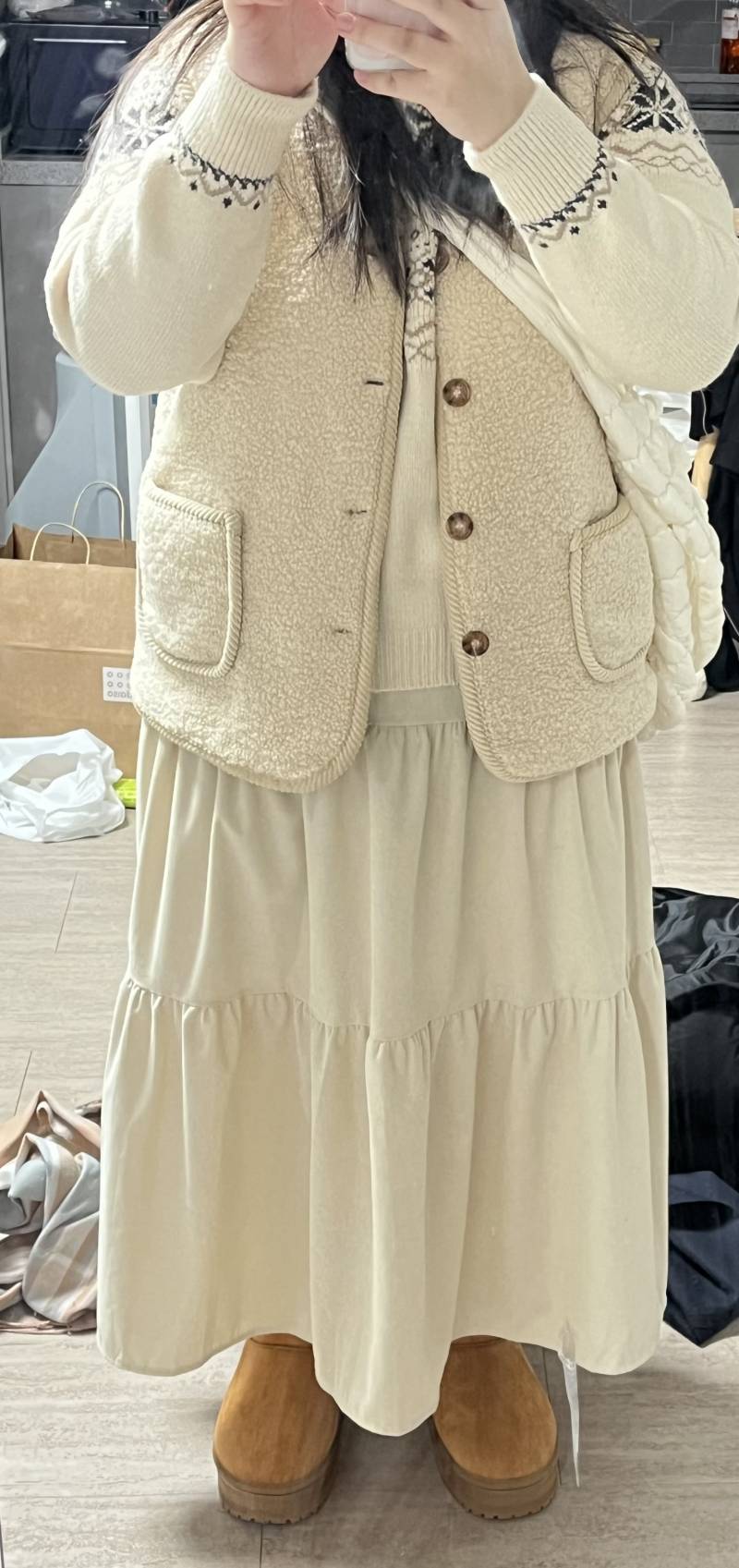 [잡담] 옷 괜찮은지 봐주라! | 인스티즈